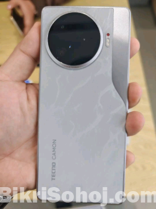 Tecno camon 30